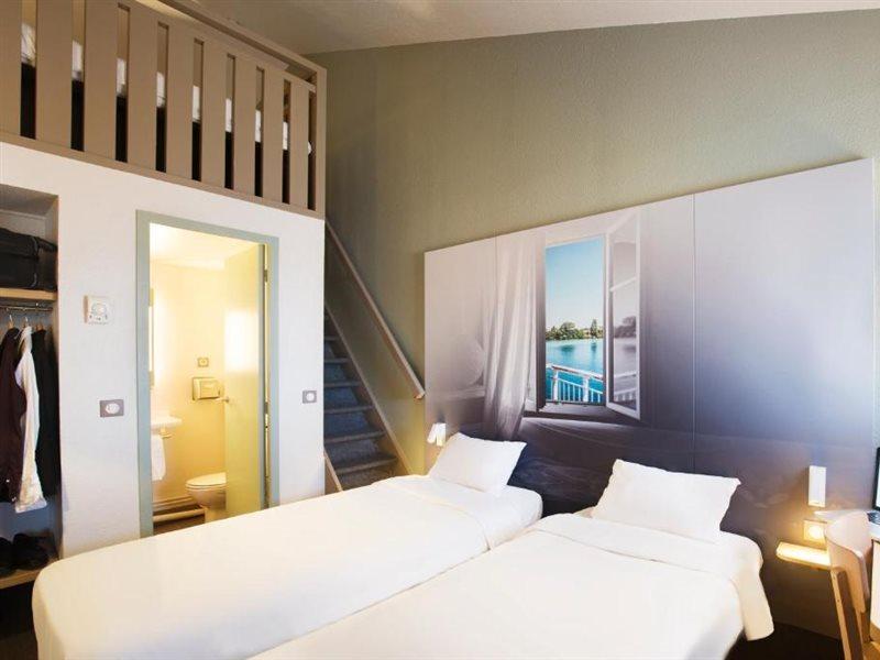 B&B Hotel Lyon St Priest Saint-Priest  Buitenkant foto