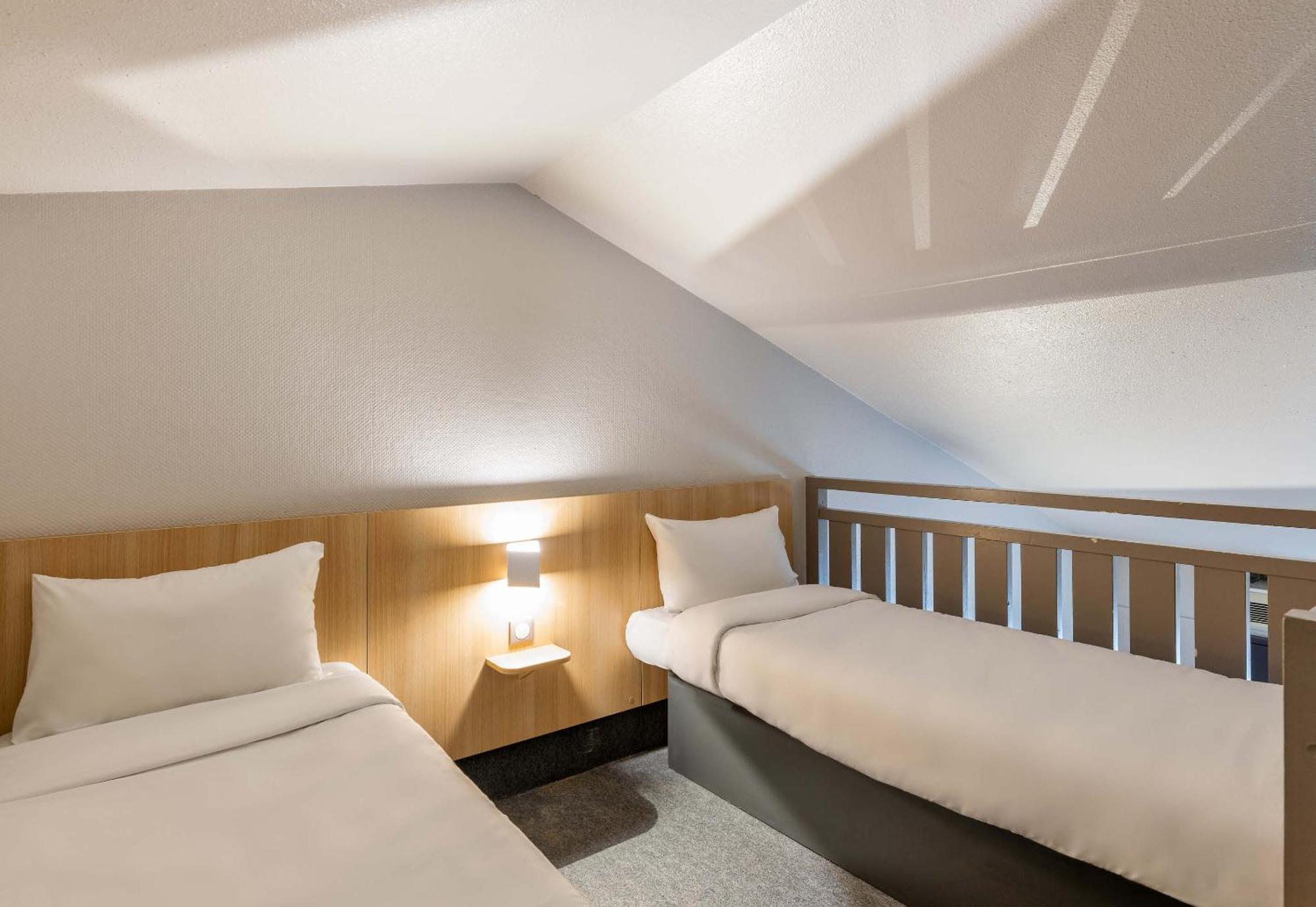 B&B Hotel Lyon St Priest Saint-Priest  Buitenkant foto