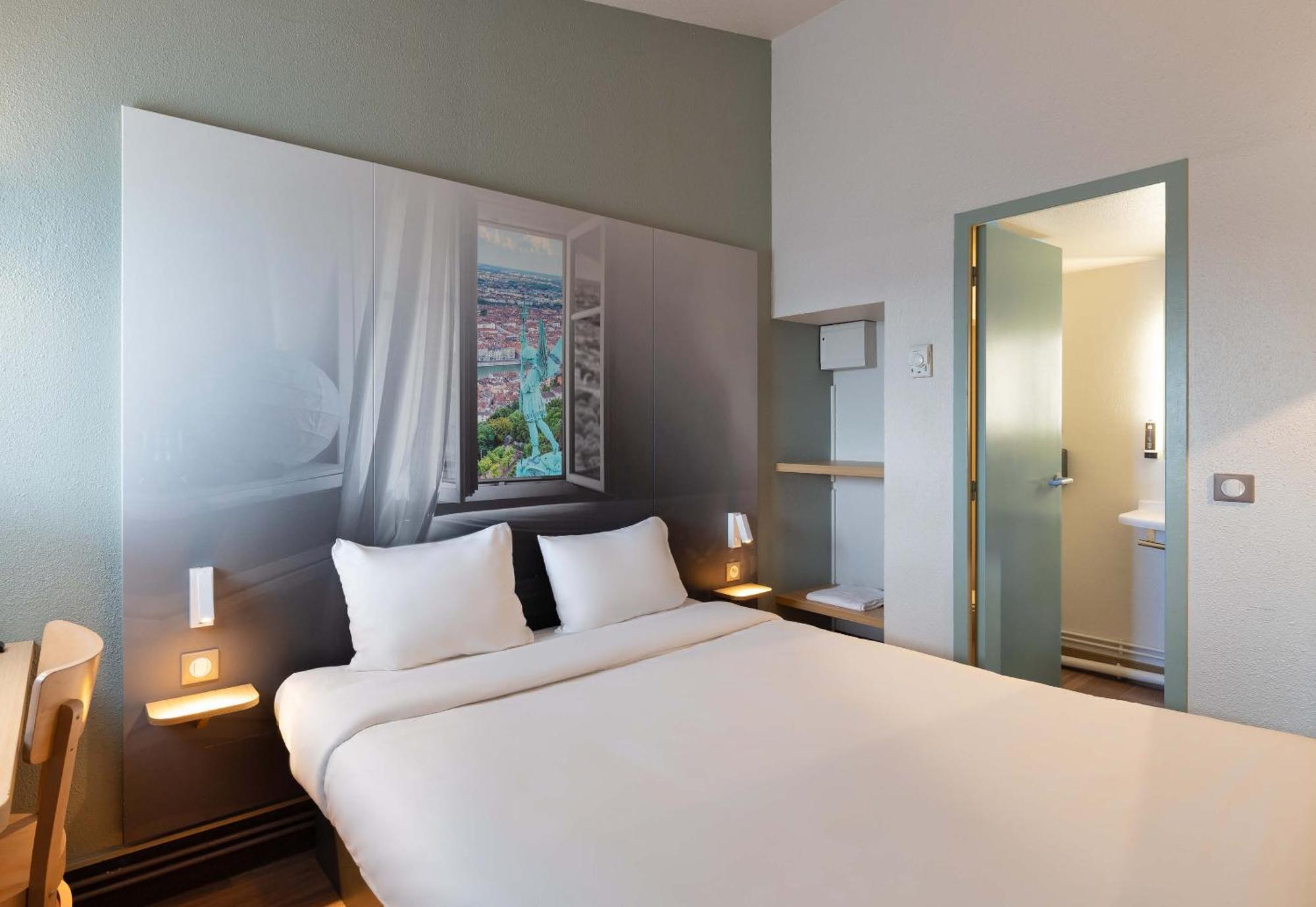 B&B Hotel Lyon St Priest Saint-Priest  Buitenkant foto