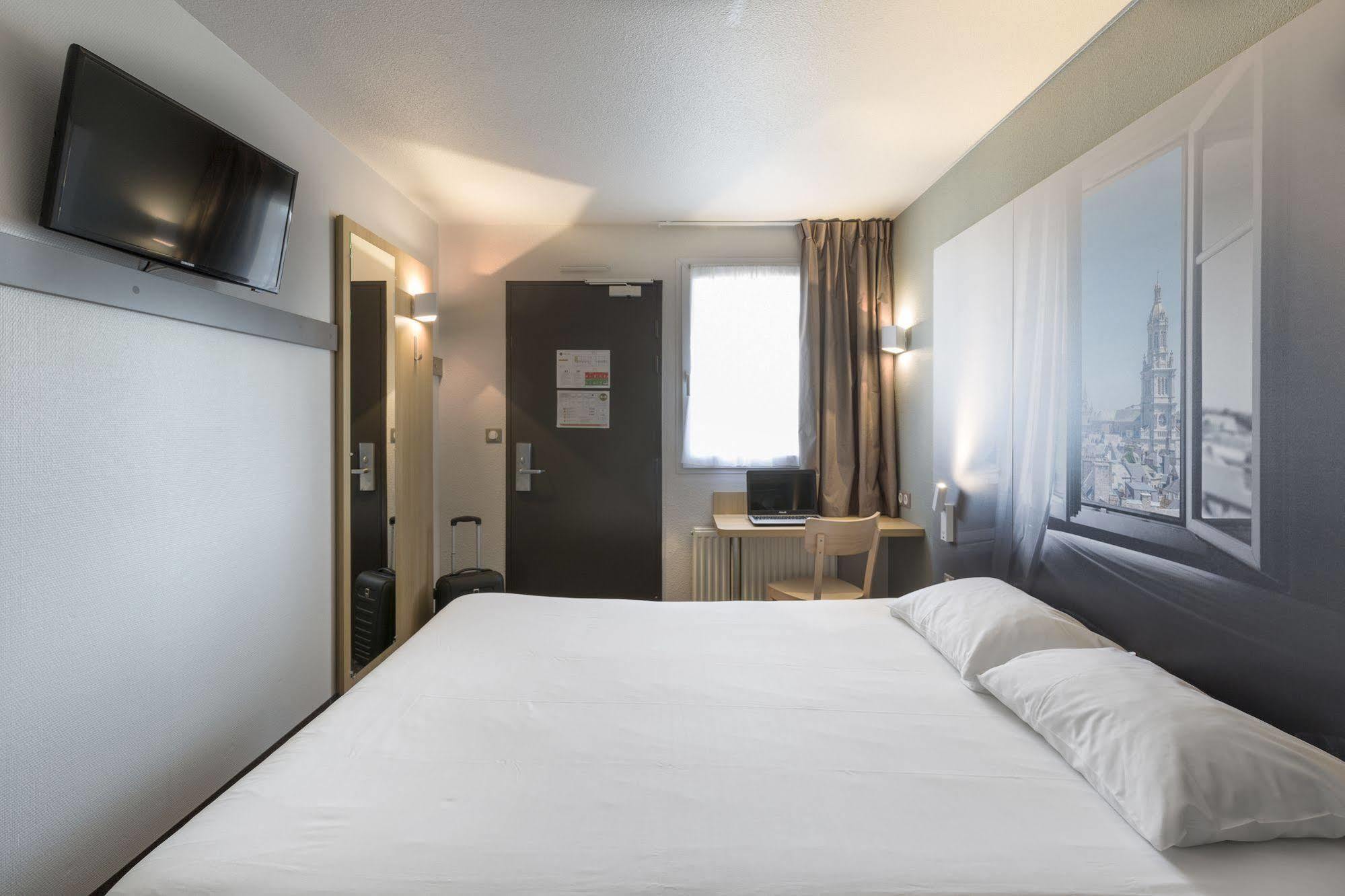 B&B Hotel Lyon St Priest Saint-Priest  Buitenkant foto